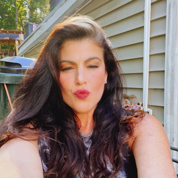 Meet your Posher, Rebekah - Picture 8 of 16